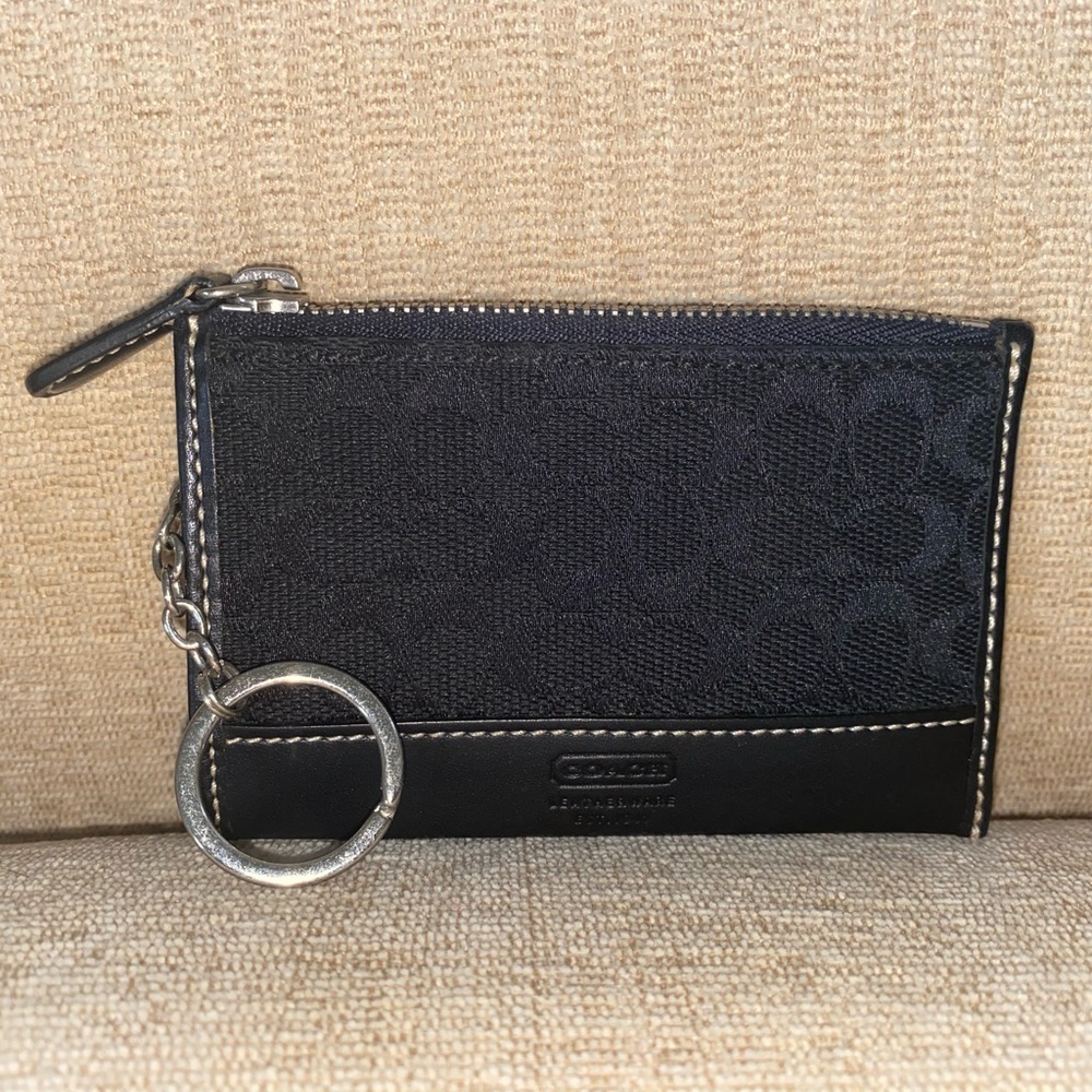 Coach Signature Zip Key Case - Picture 2 of 13